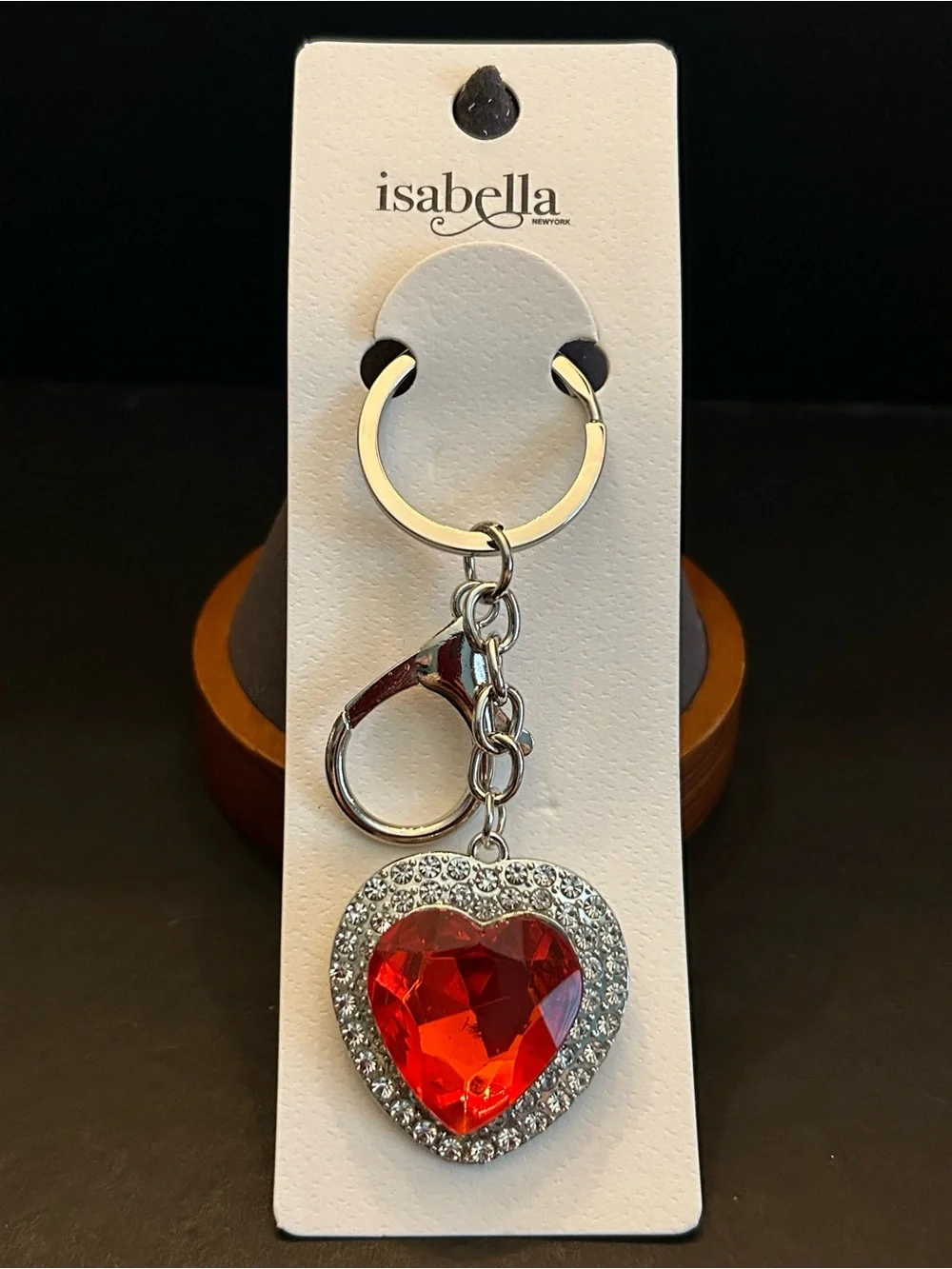 Isabella bold heart